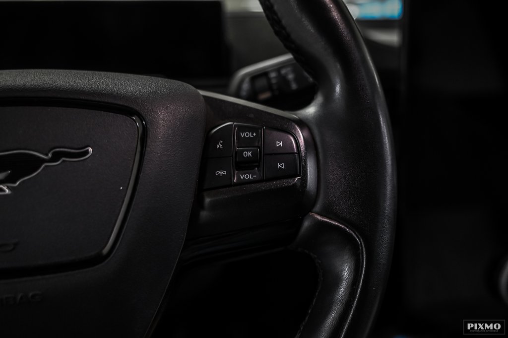 Ford Mustang Mach-E  2021 à Brossard, Québec - 20 - w1024h768px