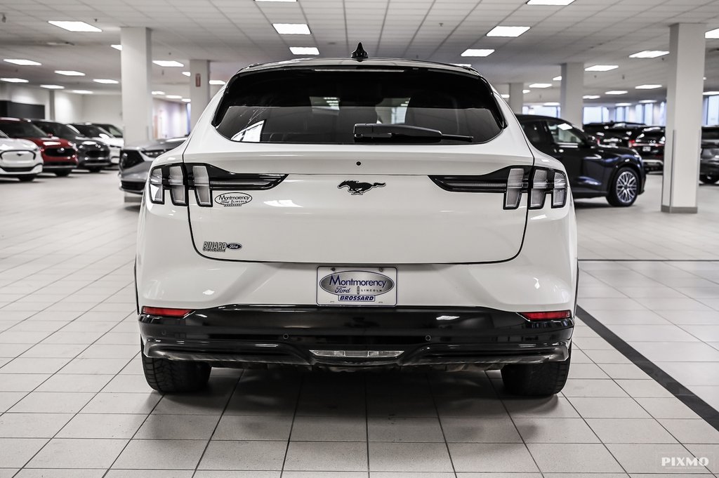 Ford Mustang Mach-E  2021 à Brossard, Québec - 8 - w1024h768px