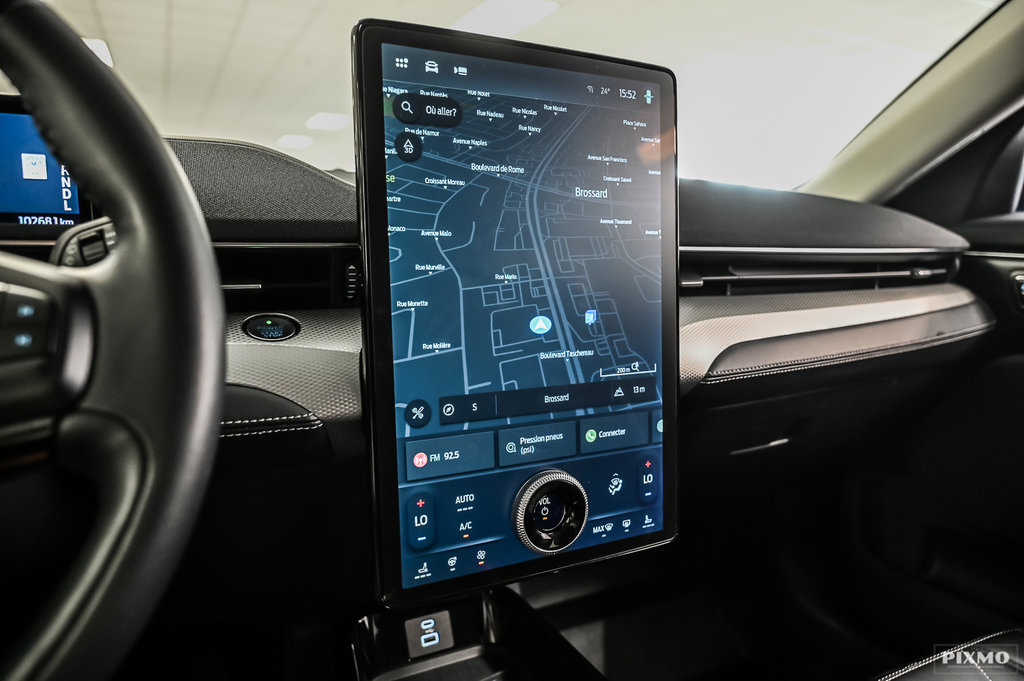 2022 Ford Mustang Mach-E in Brossard, Quebec - 25 - w1024h768px