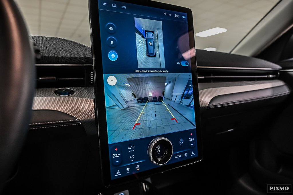 2022 Ford Mustang Mach-E in Brossard, Quebec - 19 - w1024h768px