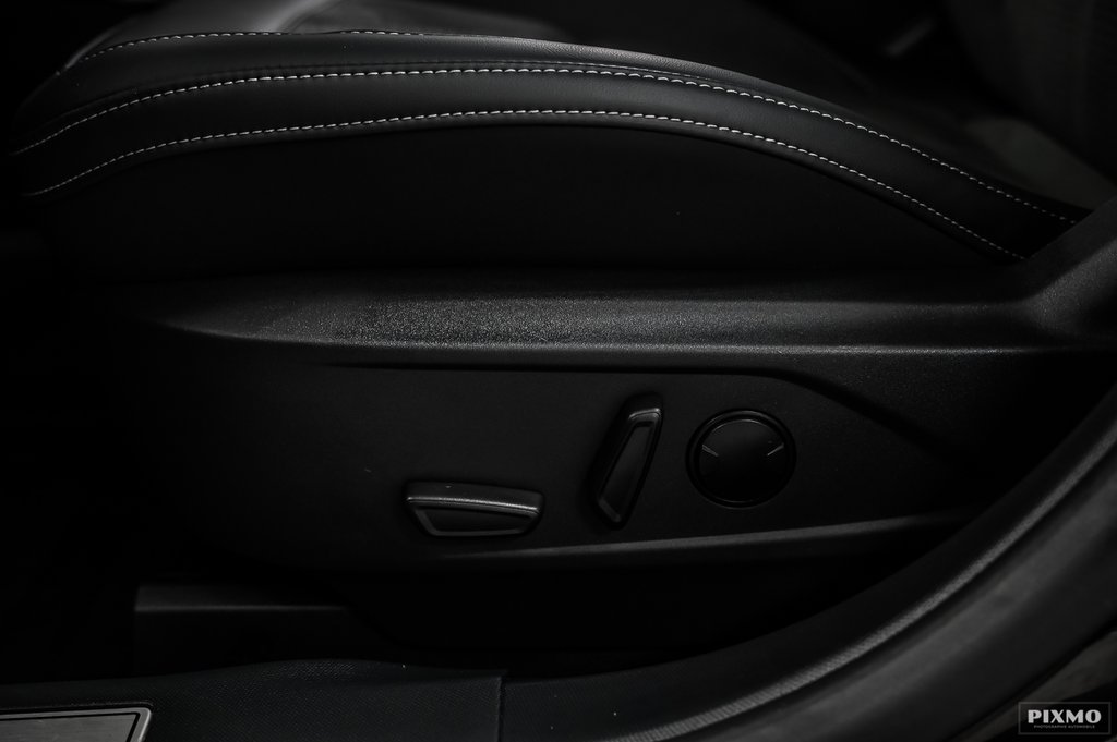 2023 Ford Mustang Mach-E GT Performance Edition |  BLUECRUISE | TOIT PANO | in Brossard, Quebec - 21 - w1024h768px