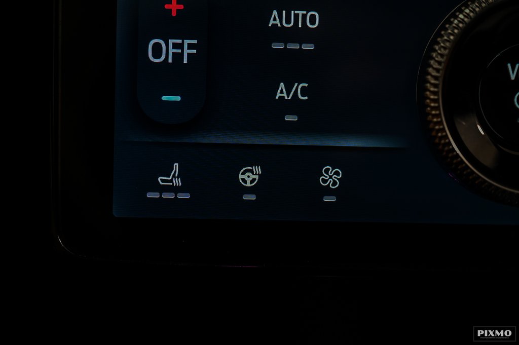 2023 Ford Mustang Mach-E GT Performance Edition |  BLUECRUISE | TOIT PANO | in Brossard, Quebec - 25 - w1024h768px