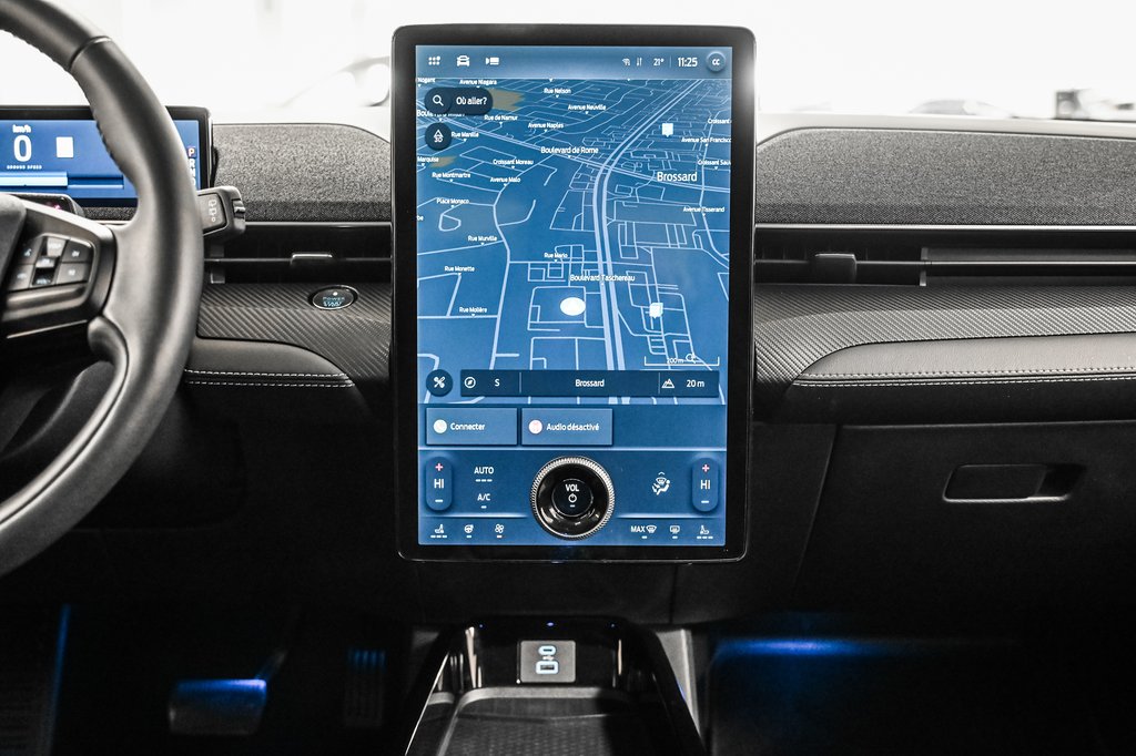 2023 Ford Mustang Mach-E Premium AWD | BATTERIE LONGUE DURÉE | 467KM | TOIT in Brossard, Quebec - 37 - w1024h768px