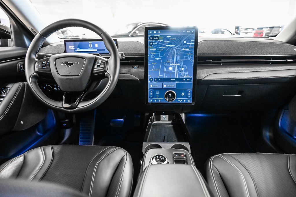 2023 Ford Mustang Mach-E Premium AWD | BATTERIE LONGUE DURÉE | 467KM | TOIT in Brossard, Quebec - 35 - w1024h768px