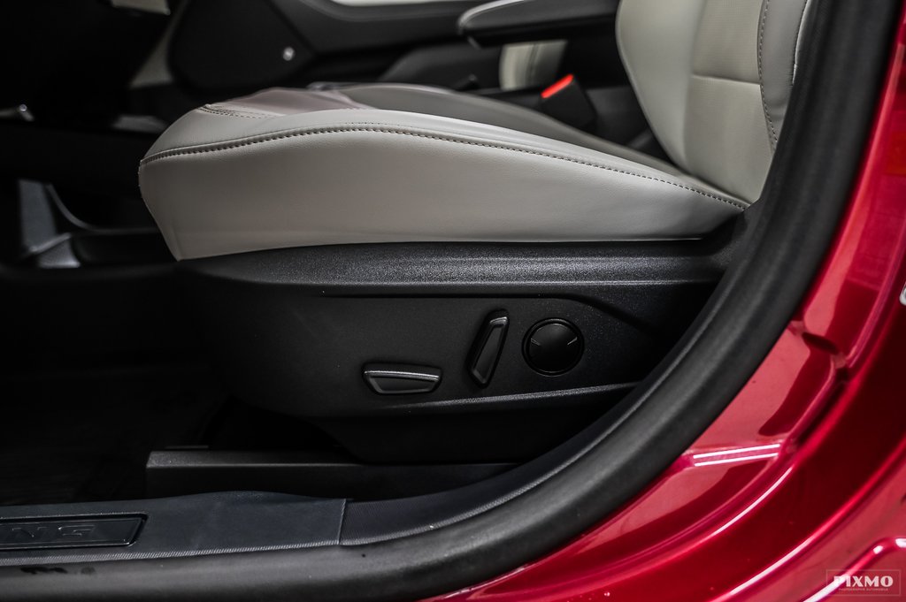 2025 Ford Mustang Mach-E in Brossard, Quebec - 15 - w1024h768px