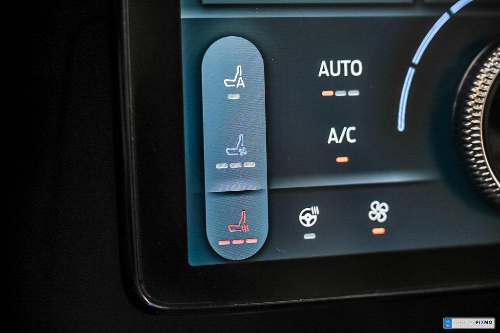 2025 Ford Mustang Mach-E in Brossard, Quebec - 26 - w1024h768px