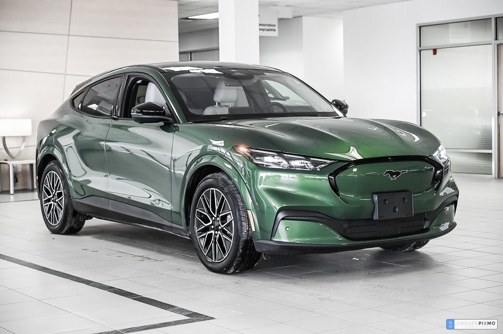 2025 Ford Mustang Mach-E in Brossard, Quebec - 4 - w1024h768px