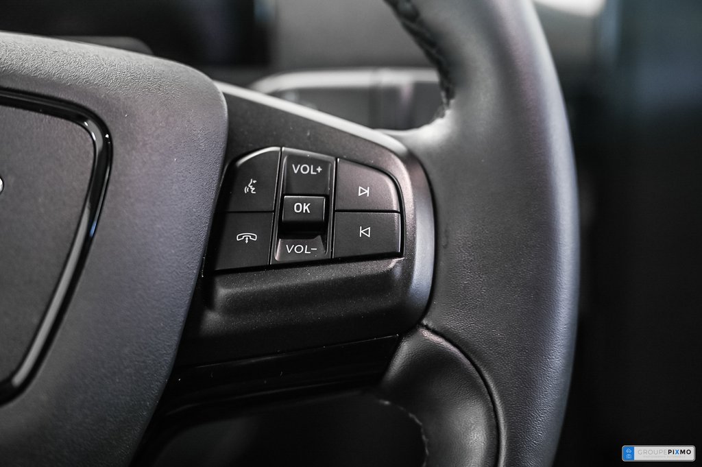 2025 Ford Mustang Mach-E in Brossard, Quebec - 23 - w1024h768px