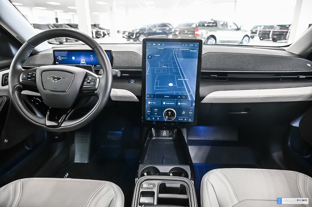 2025 Ford Mustang Mach-E in Brossard, Quebec - 31 - w1024h768px