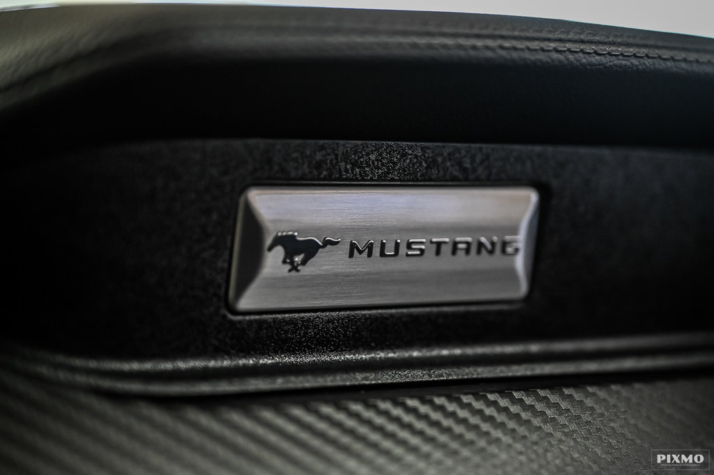Ford Mustang  2018 à Brossard, Québec - 22 - w1024h768px