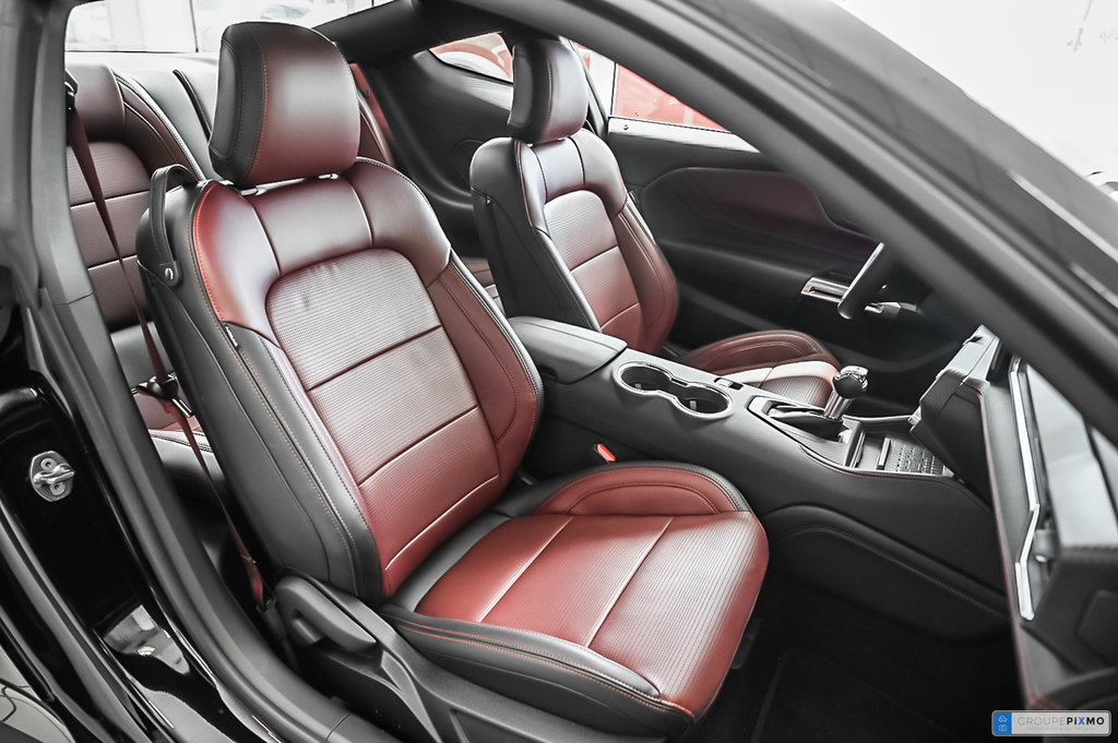 2024 Ford Mustang in Brossard, Quebec - 19 - w1024h768px