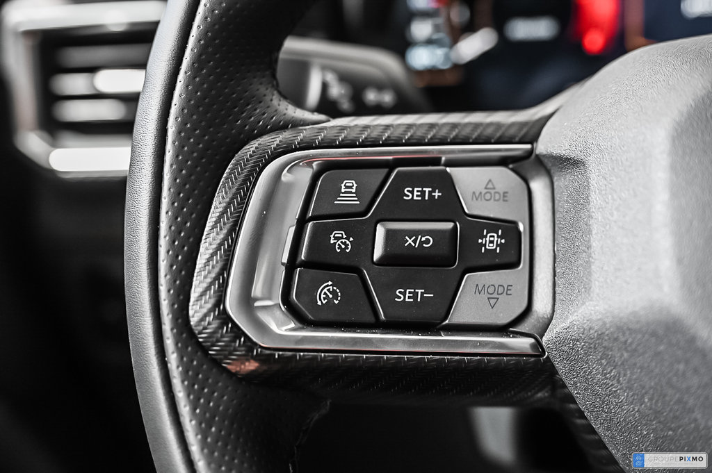 2024 Ford Mustang in Brossard, Quebec - 9 - w1024h768px