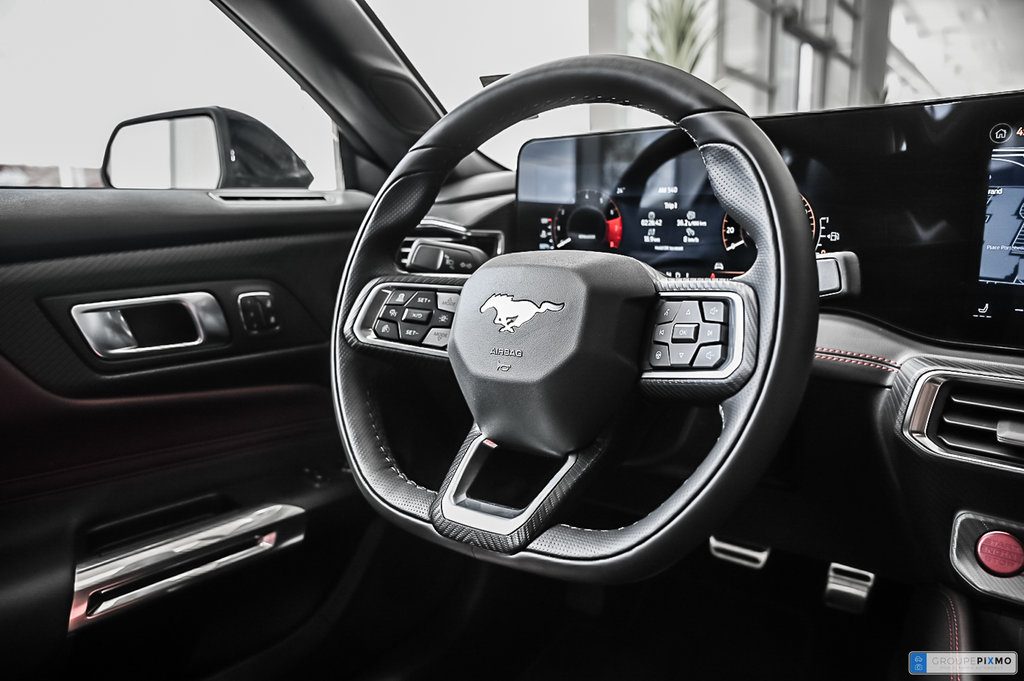 2024 Ford Mustang in Brossard, Quebec - 17 - w1024h768px