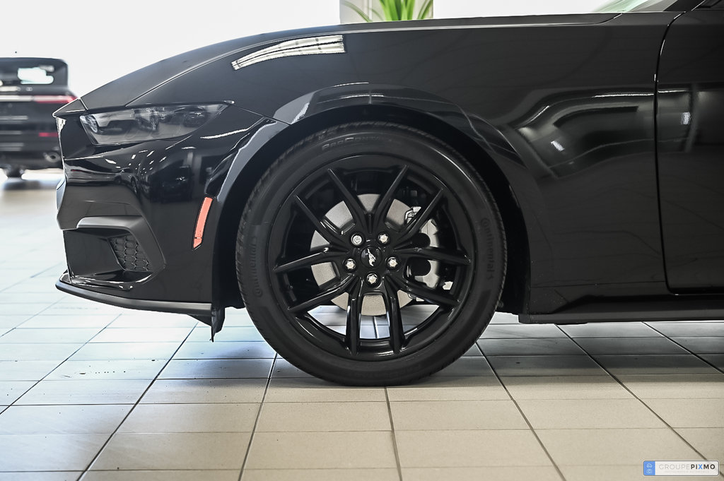 2024 Ford Mustang in Brossard, Quebec - 8 - w1024h768px