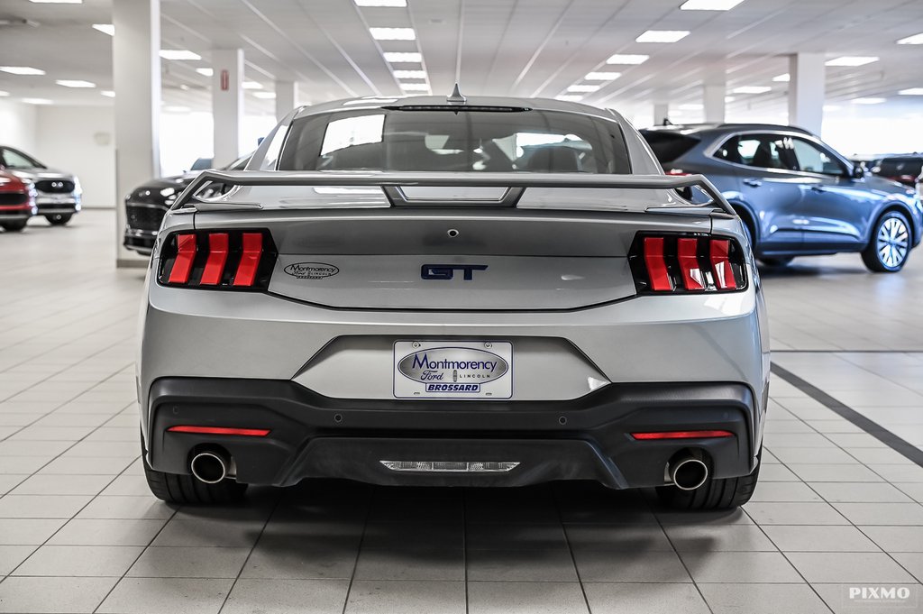 2025 Ford Mustang in Brossard, Quebec - 8 - w1024h768px