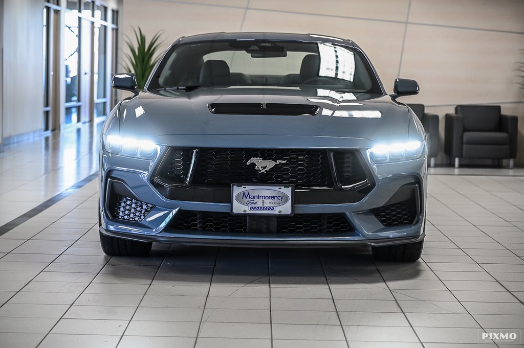 2025 Ford Mustang GT Premium | SPÉCIAL DÉMO 2.99% | PERFORMANCE PACK in Brossard, Quebec - 2 - w1024h768px