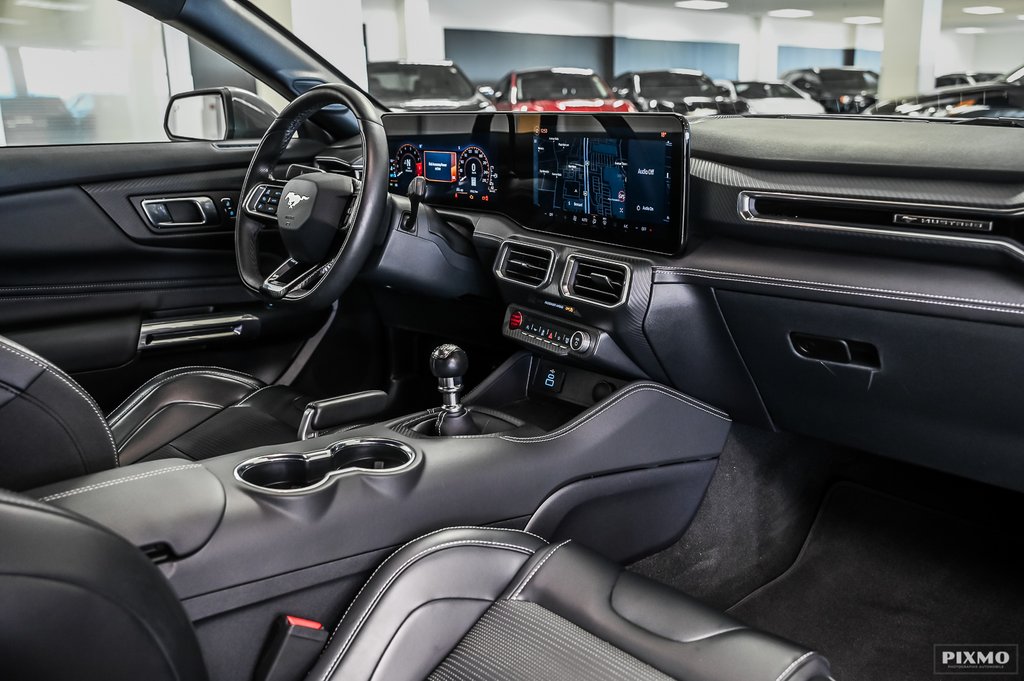 Ford Mustang GT Premium | SPÉCIAL DÉMO 2.99% | RECARO | 5.0 | 2025 à Brossard, Québec - 27 - w1024h768px