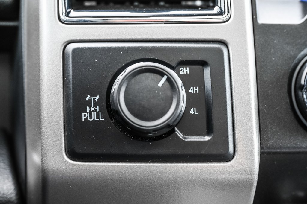 Ford Super Duty F-350 SRW  2021 à Brossard, Québec - 30 - w1024h768px