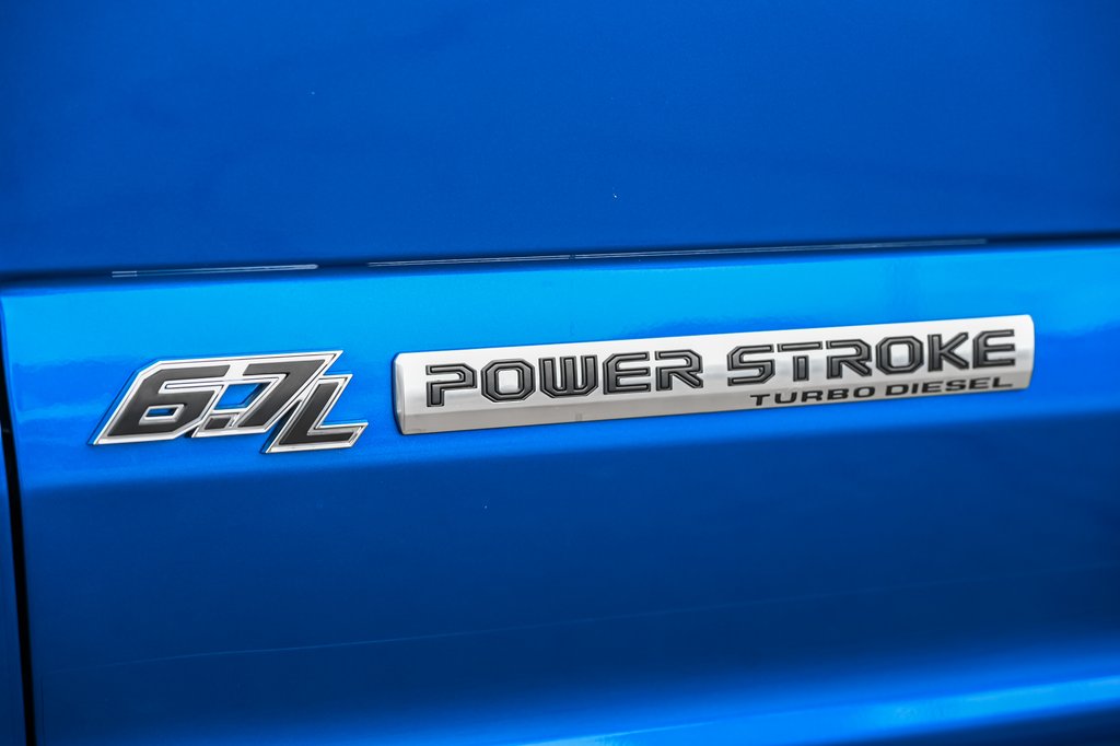 Ford Super Duty F-350 SRW  2021 à Brossard, Québec - 12 - w1024h768px