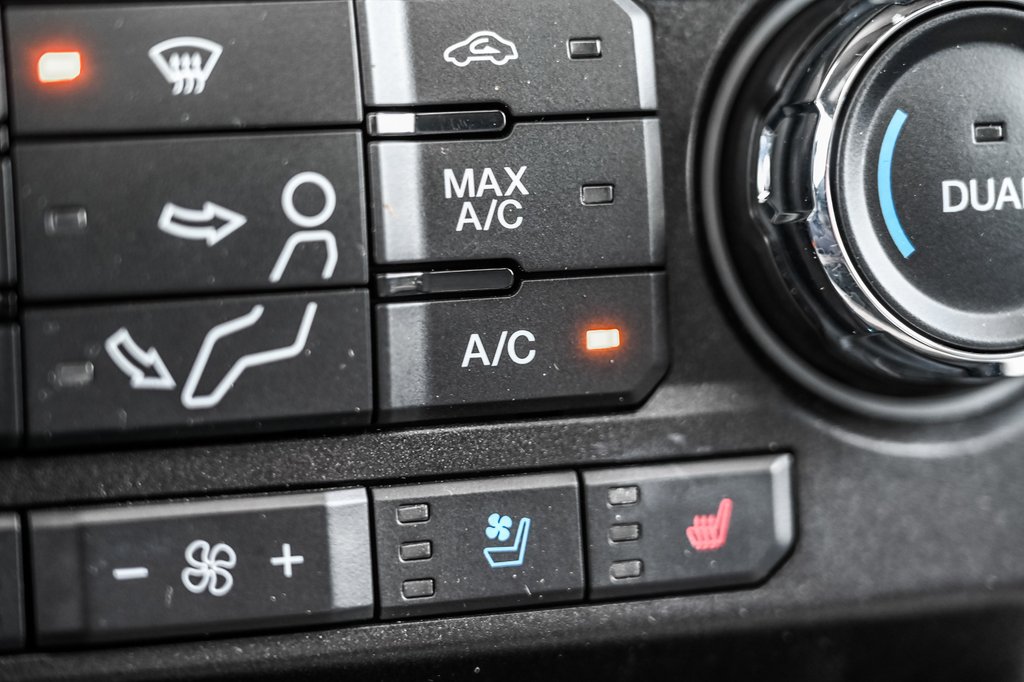 Ford Super Duty F-350 SRW  2021 à Brossard, Québec - 32 - w1024h768px