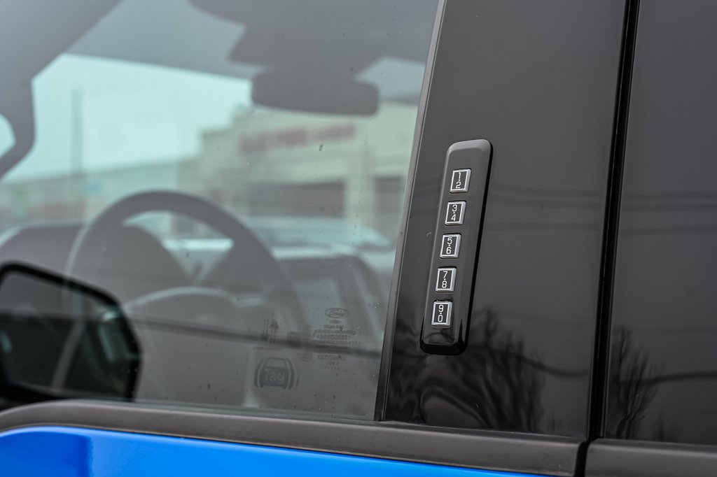 Ford Super Duty F-350 SRW  2021 à Brossard, Québec - 21 - w1024h768px