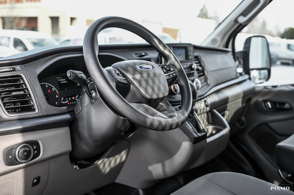 2023 Ford Transit 350HD Chassis in Brossard, Quebec - 10 - w1024h768px