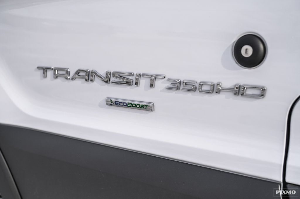 2023 Ford Transit 350HD Chassis in Brossard, Quebec - 9 - w1024h768px