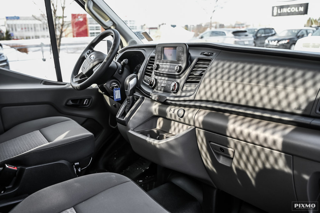 2023 Ford Transit 350HD Chassis in Brossard, Quebec - 17 - w1024h768px