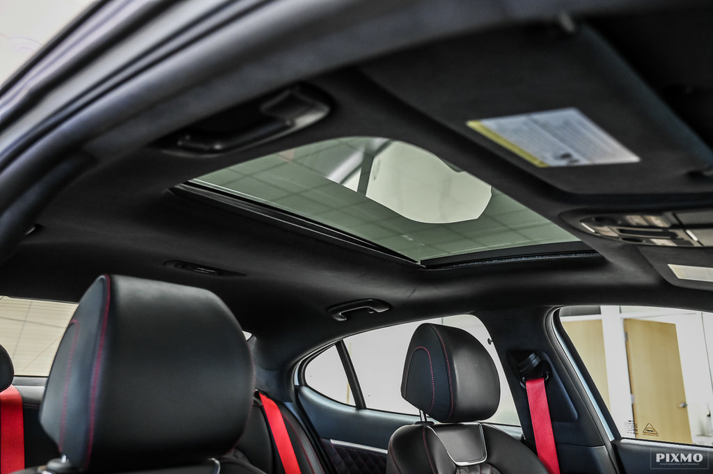 2023 GENESIS G70 in Brossard, Quebec - 37 - w1024h768px