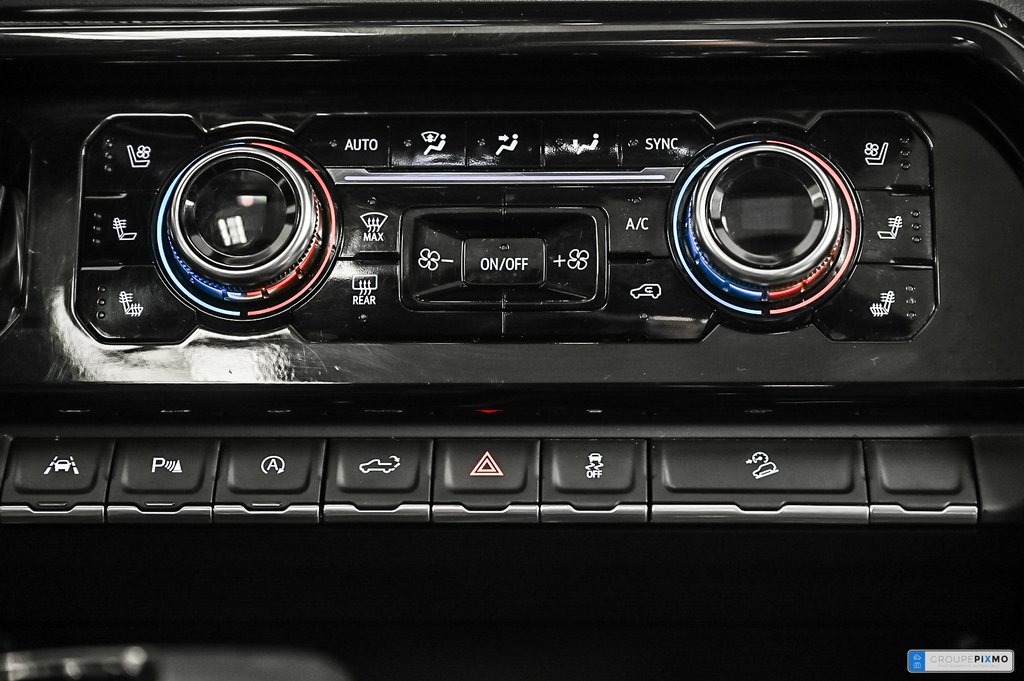 GMC Sierra 1500 AT4 | 4X4 | 3.0L DURAMAX | ENS. TECH | 2023 à Brossard, Québec - 32 - w1024h768px