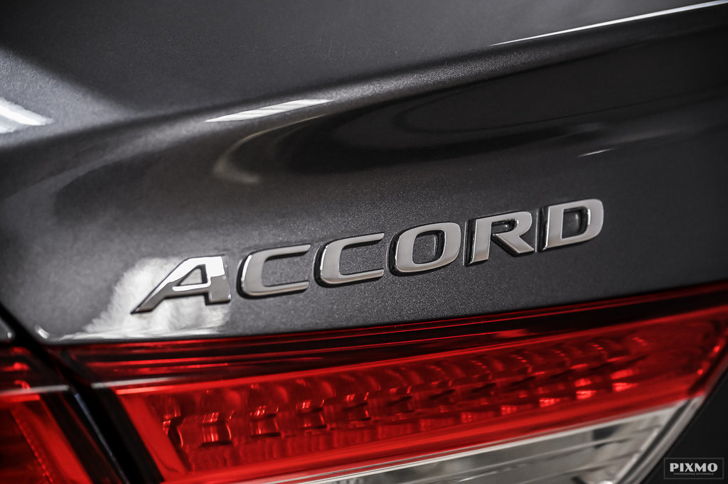 2019 Honda Accord Sedan EX-L | CUIR | TOIT OUVRANT | VOLANT CHAUFFANT | in Brossard, Quebec - 14 - w1024h768px