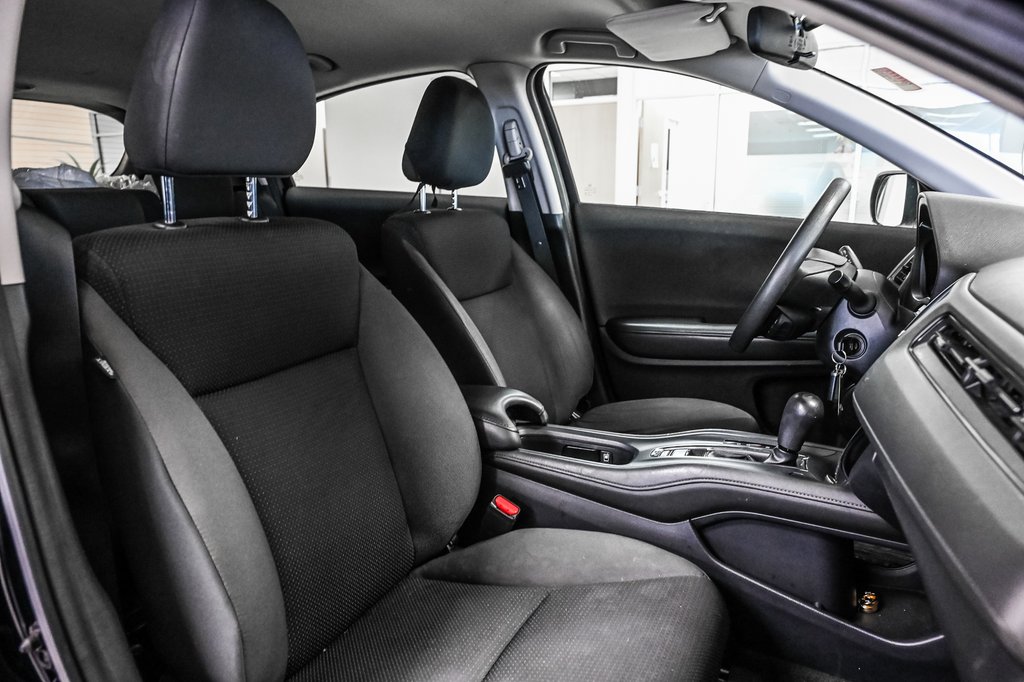 Honda HR-V LX | CARPLAY | SIÉGES CHAUFF. | CAMÉRA | 2020 à Brossard, Québec - 30 - w1024h768px
