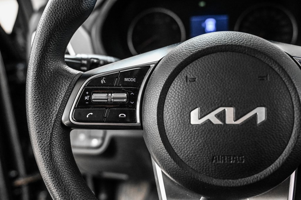 2022 Kia Seltos in Brossard, Quebec - 19 - w1024h768px