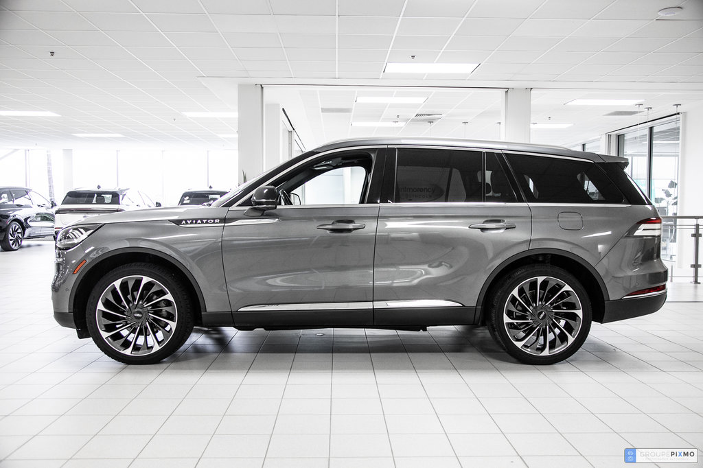 2022 Lincoln Aviator in Brossard, Quebec - 4 - w1024h768px