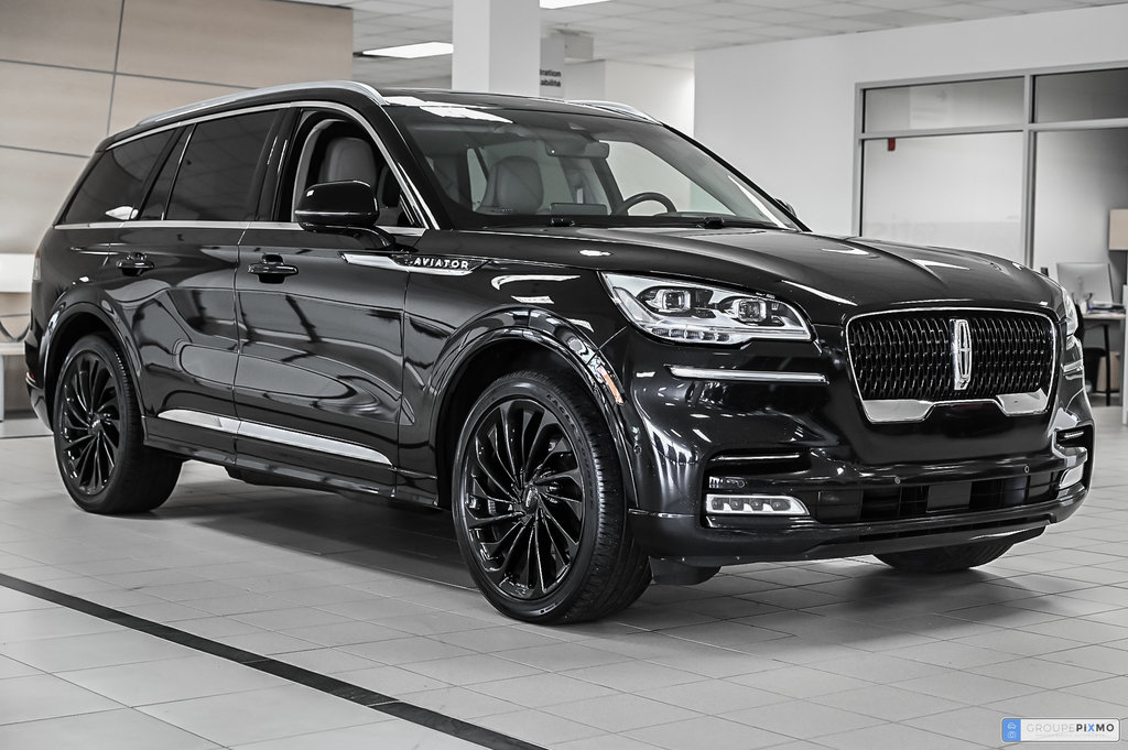 2022 Lincoln Aviator in Brossard, Quebec - 3 - w1024h768px