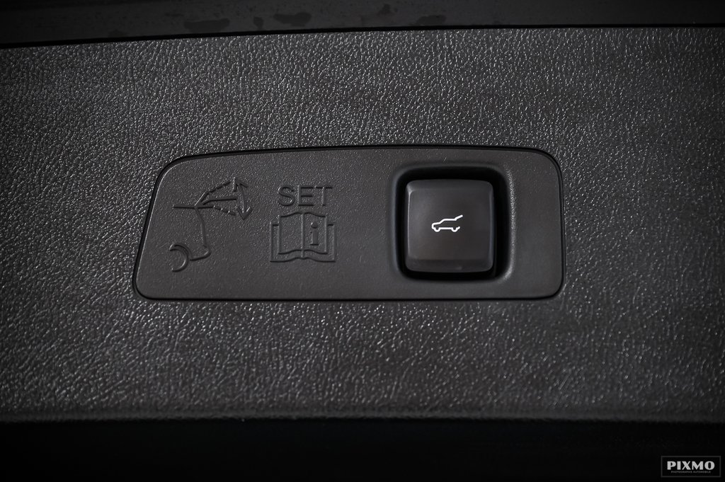 2022 Lincoln Corsair Reserve | AWD | TOIT PANO | VOLANT CHAUFFANT | in Brossard, Quebec - 16 - w1024h768px