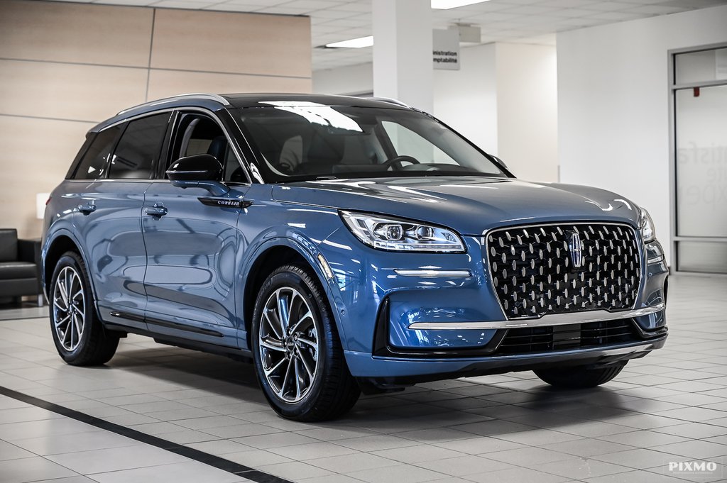 2023 Lincoln CORSAIR Grand Touring | 302A | TOIT PANO | 43KM | REVEL | in Brossard, Quebec - 4 - w1024h768px