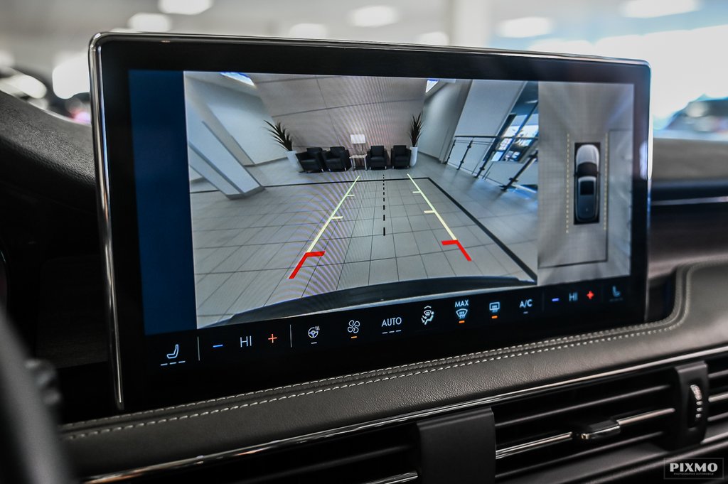 2023 Lincoln CORSAIR Grand Touring | 302A | TOIT PANO | 43KM | REVEL | in Brossard, Quebec - 24 - w1024h768px