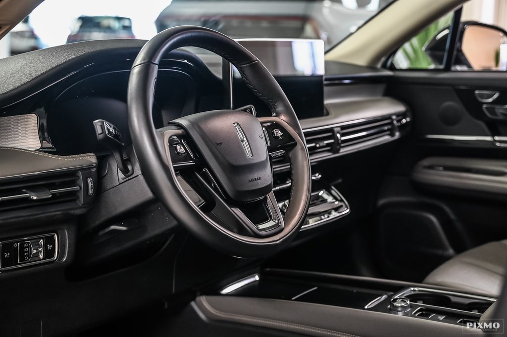 Lincoln CORSAIR Grand Touring |  AWD | 45KM AUTONOMIE | ÉCRAN 13.2 2024 à Brossard, Québec - 18 - w1024h768px