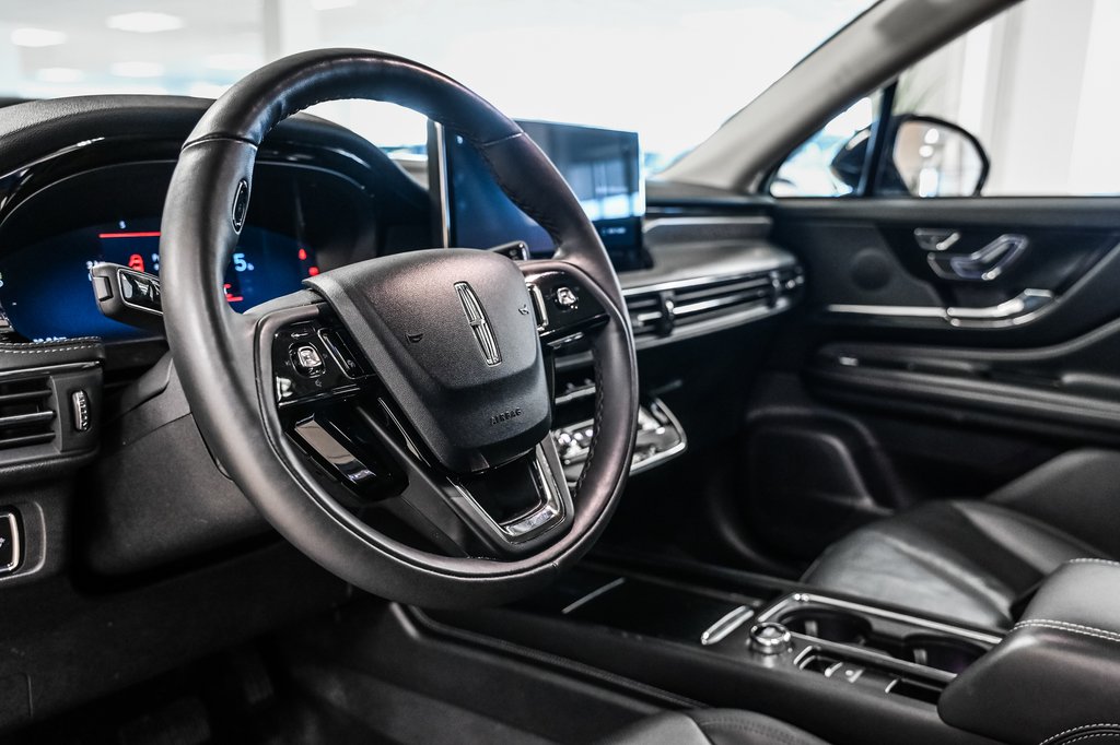 2024 Lincoln CORSAIR in Brossard, Quebec - 18 - w1024h768px