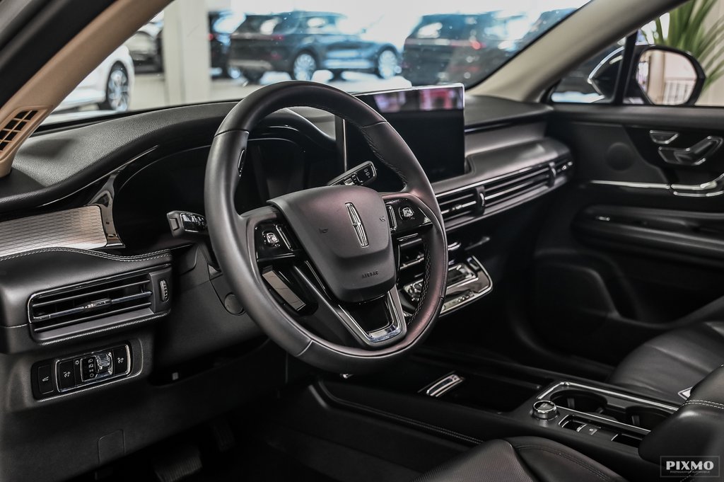 2024 Lincoln CORSAIR in Brossard, Quebec - 18 - w1024h768px