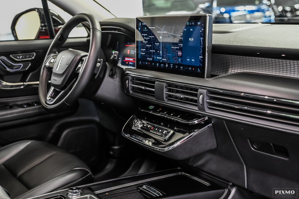 2024 Lincoln CORSAIR AWD | TOIT PANO | CAMERA360 | VOLANT CHAUFFANT | in Brossard, Quebec - 34 - w1024h768px