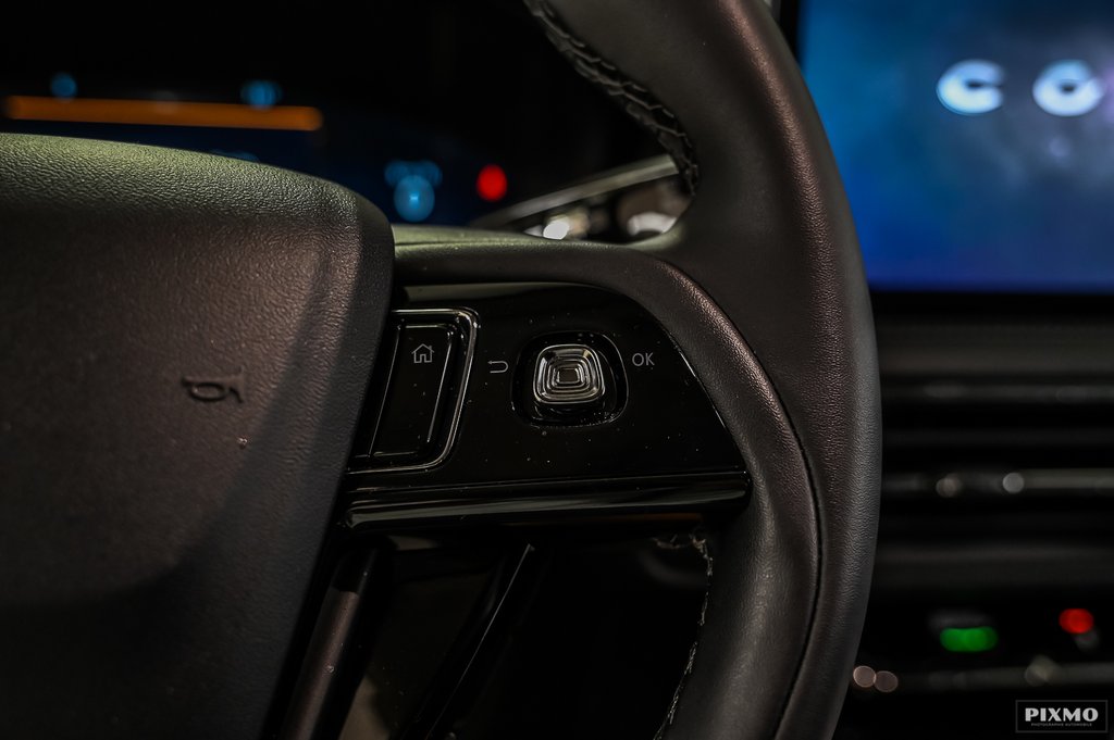 2024 Lincoln CORSAIR AWD | TOIT PANO | CAMERA360 | VOLANT CHAUFFANT | in Brossard, Quebec - 22 - w1024h768px