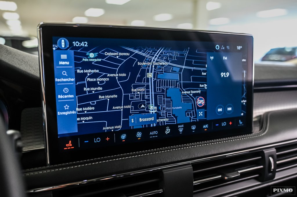 2024 Lincoln CORSAIR AWD | TOIT PANO | CAMERA360 | VOLANT CHAUFFANT | in Brossard, Quebec - 28 - w1024h768px