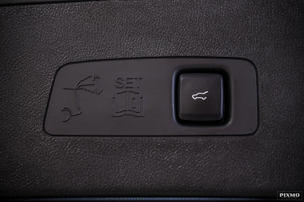 2025 Lincoln CORSAIR in Brossard, Quebec - 16 - w1024h768px