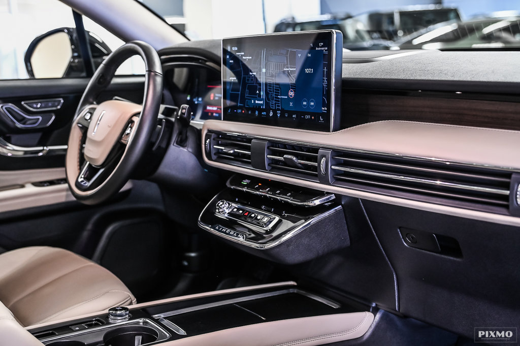 2025 Lincoln CORSAIR in Brossard, Quebec - 33 - w1024h768px