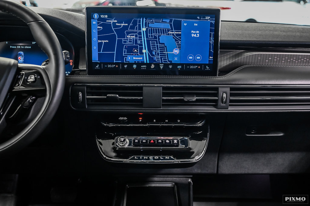 2025 Lincoln CORSAIR in Brossard, Quebec - 28 - w1024h768px