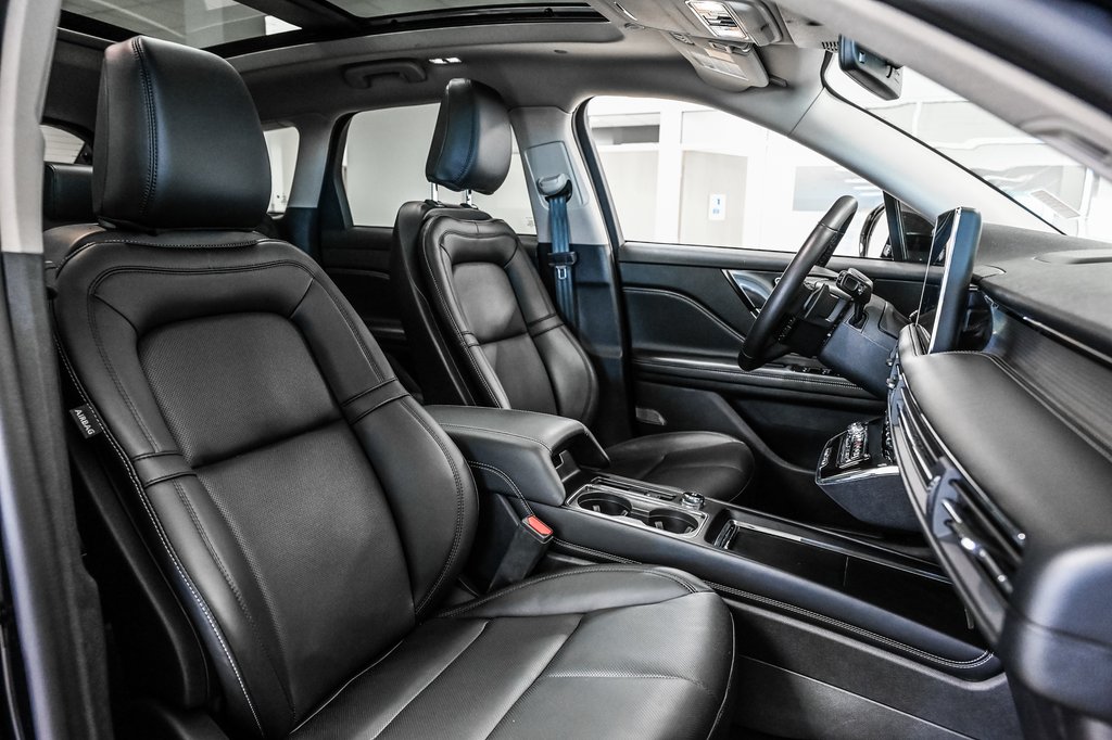 2025 Lincoln CORSAIR in Brossard, Quebec - 38 - w1024h768px