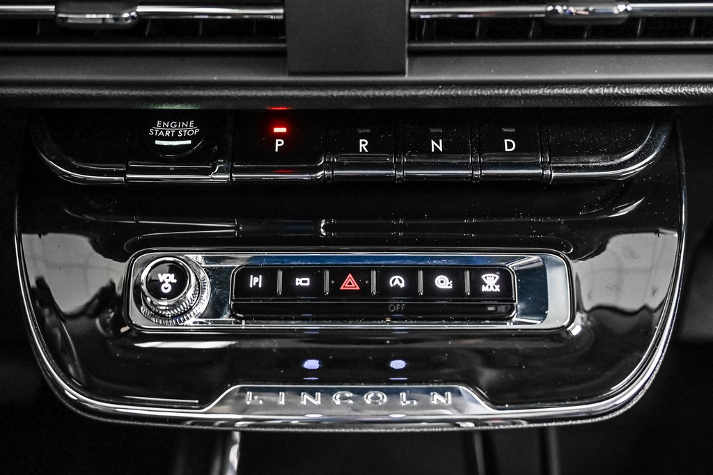 2025 Lincoln CORSAIR in Brossard, Quebec - 35 - w1024h768px
