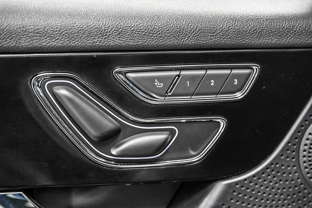 2025 Lincoln CORSAIR in Brossard, Quebec - 21 - w1024h768px